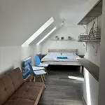 Otin * インドルジフーフ・フラデツ