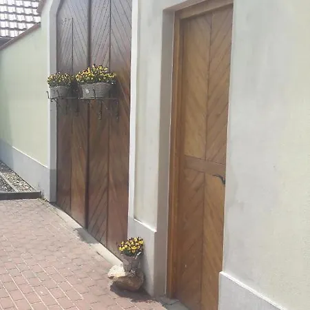 Apartment Otin